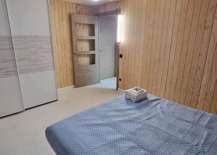 Loft Con 2 Dormitorios, Jacuzzi Y Garage Daire *