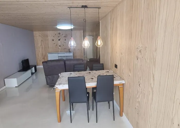 Loft Con 2 Dormitorios, Jacuzzi Y Garage Daire Cambrils