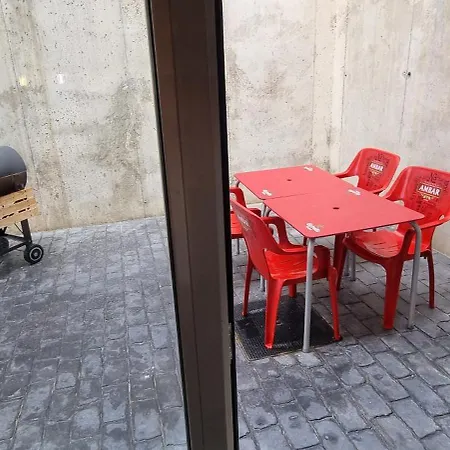 Loft Con 2 Dormitorios, Jacuzzi Y Garage *