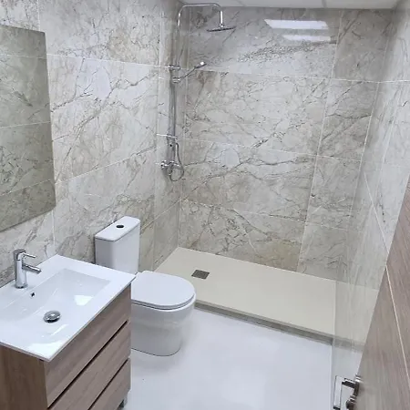 Loft Con 2 Dormitorios, Jacuzzi Y Garage *