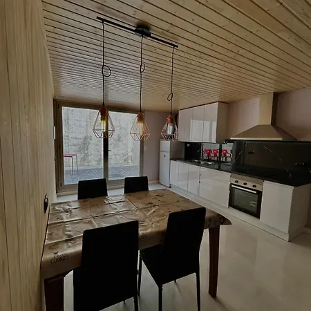 Loft Con 2 Dormitorios, Jacuzzi Y Garage Apartment