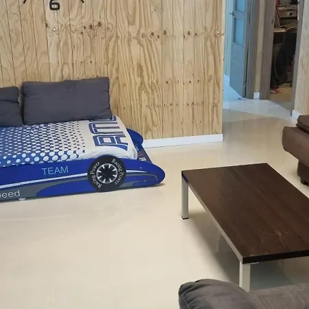 Loft Con 2 Dormitorios, Jacuzzi Y Garage *