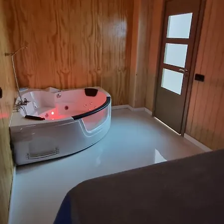 Loft Con 2 Dormitorios, Jacuzzi Y Garage Apartment