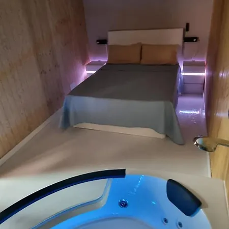 Apartment Loft Con 2 Dormitorios, Jacuzzi Y Garage Cambrils