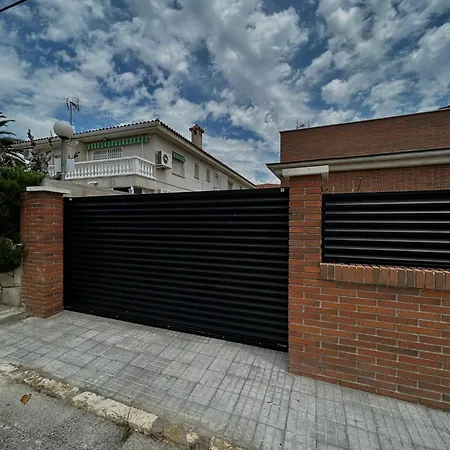 Loft Con 2 Dormitorios, Jacuzzi Y Garage Lägenhet