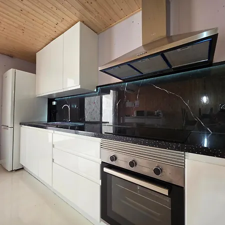 Loft Con 2 Dormitorios, Jacuzzi Y Garage Lägenhet *