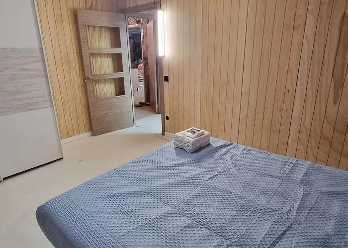 Loft Con 2 Dormitorios, Jacuzzi Y Garage *