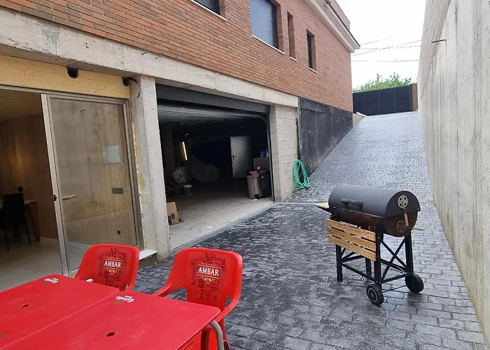 Loft Con 2 Dormitorios, Jacuzzi Y Garage * Cambrils