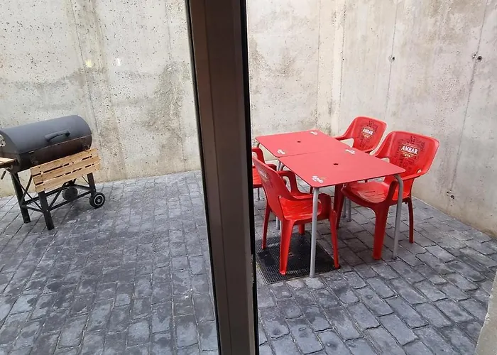 Loft Con 2 Dormitorios, Jacuzzi Y Garage *
