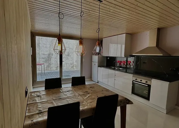 Loft Con 2 Dormitorios, Jacuzzi Y Garage Lägenhet
