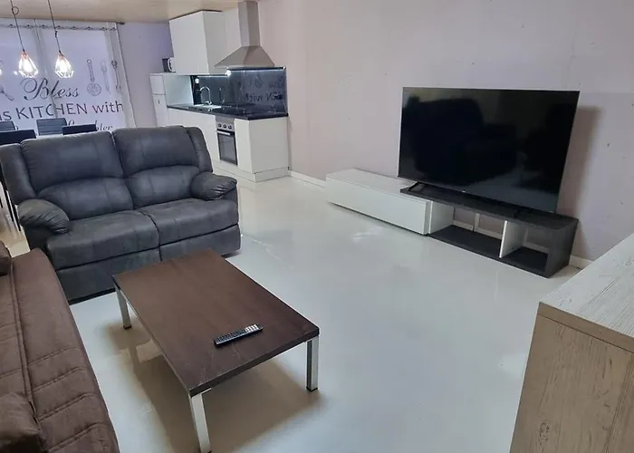 Loft Con 2 Dormitorios, Jacuzzi Y Garage Lägenhet Cambrils