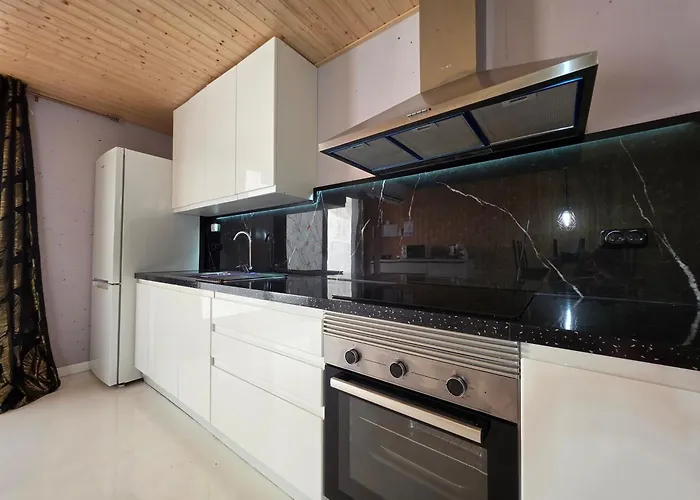 Loft Con 2 Dormitorios, Jacuzzi Y Garage Lägenhet *